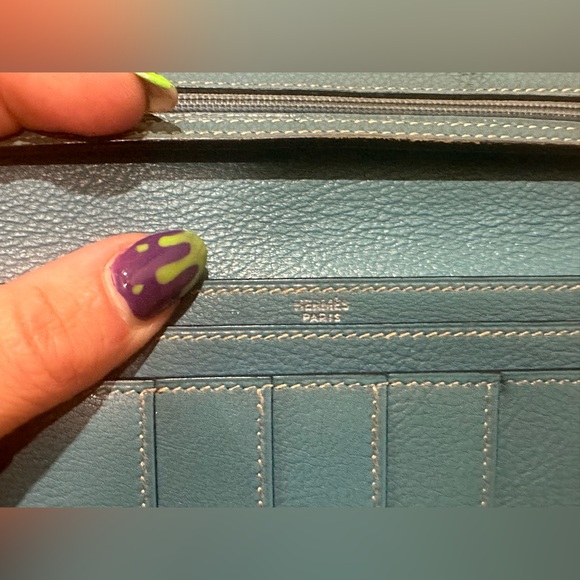 Hermes Jaune Amble Epsom GHW Bearn Wallet - Picture 7 of 16